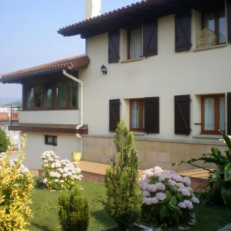 Pension Gure Ametsa Guest house Irun
